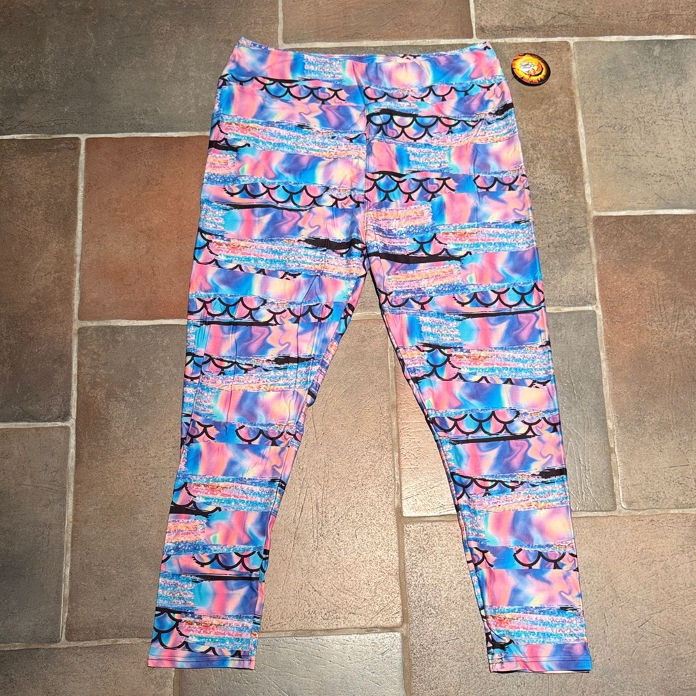 NWT Super soft Colorful Mermaid Pattern Leggings 2X Plus size Galaxy Fox
